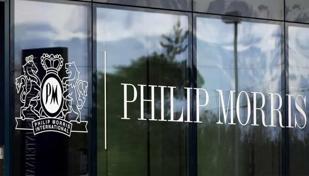 Cosa si nasconde dietro i rapporti tra Philip Morris e la Casaleggio Associati | Rec News dir. Zaira Bartucca